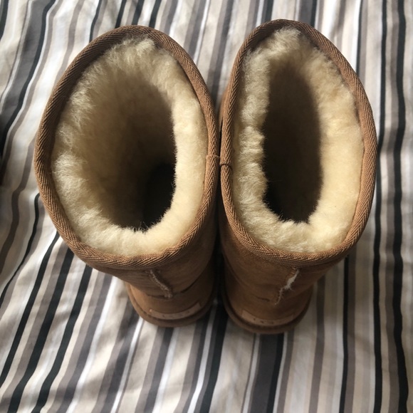 Ugg Boots NWOT Size 8 - Picture 5 of 6